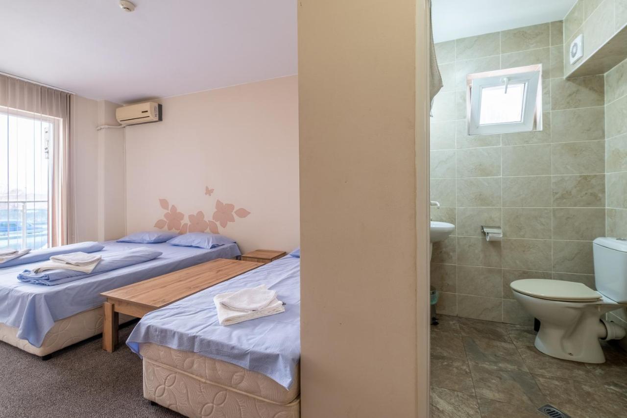 Julia Rooms Sofia Exterior foto